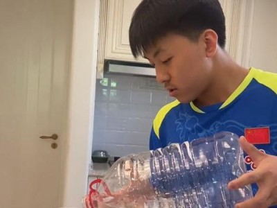 以地摊乒乓球进玻璃杯技巧（掌握技巧，成为乒乓球进玻璃杯的高手）
