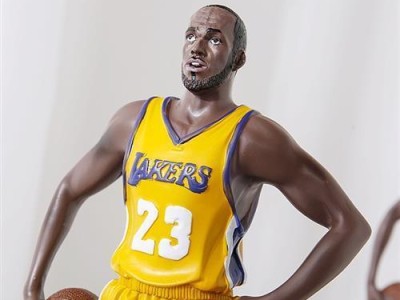 十大NBA球星三分球排行榜（统计数据揭示历史最佳远投手，勇士的斯蒂芬·库里占据榜首。）