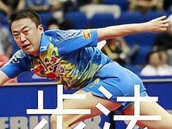 掌握直板右手乒乓球发球技巧的关键（提高乒乓球发球能力，赢得优势！）
