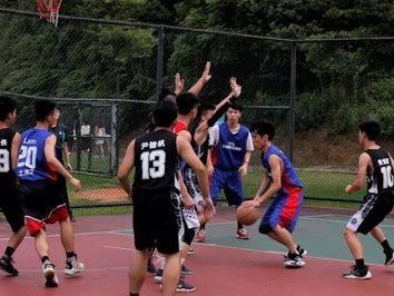 业余篮球赛中的防守3秒问题（以业余篮球赛为背景，探讨防守3秒规则的实施效果及其局限性）