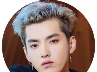 游泳戴耳钉技巧男生必知（保护耳朵健康，享受游泳快乐）