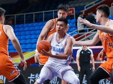 中国东部篮球防守比分排名（揭秘中国东部篮球防守成绩的关键因素）