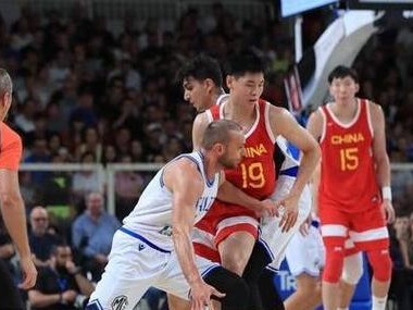 篮球防守技巧之如何计算防守位置差（探秘篮球防守位置差的计算方法和应用技巧）