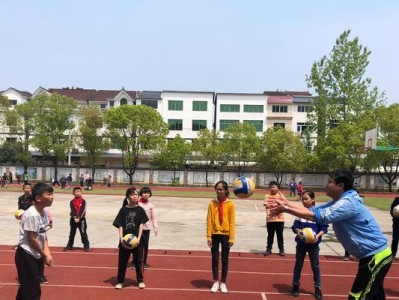 小学生软式排球垫球动作要领——掌握正确技巧，提升球技水平（小学生软式排球垫球的关键要点与练习方法）