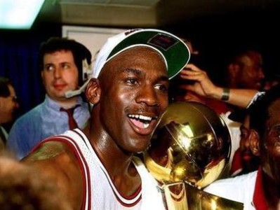 NBA篮板中锋排行榜前十名（揭示篮板中锋的统治力与突破之道）