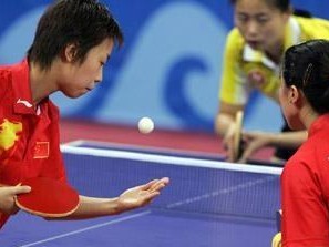 乒乓球入门技巧教学（打好基础，享受乒乓球的乐趣）