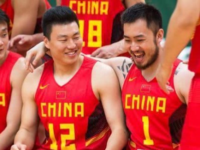 中国足球历史性打进世界杯（重塑中国足球崛起的关键一战）