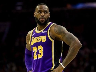 NBA内线守护者（探索NBA联盟内线守护者的力量与统治地位）