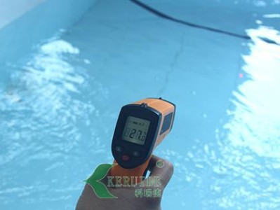 掌握最方便的游泳技巧，畅游水中乐趣（简单易学，提高游泳效果）