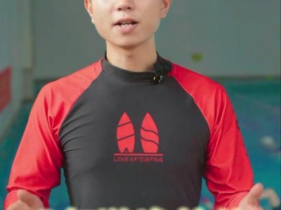 掌握游泳上台阶技巧的关键步骤（轻松掌握游泳上台阶的窍门，让你游得更顺畅）