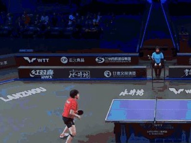 乒乓球下蹲卡点技巧教学（提升你的卡点能力，赢得比赛的关键）