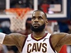 NBA扣篮10佳球排行榜（回顾NBA历史上最令人惊叹的扣篮瞬间，感受飞人们的冠绝天下）