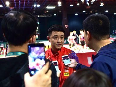 年终乒乓球混双颁奖——顶级赛事鼎盛夜（展现实力与默契，乒乓球混双巅峰对决）