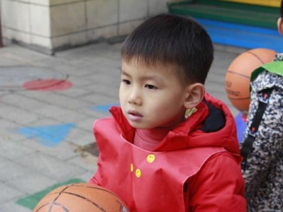 6岁小朋友如何进行篮球防守训练（全面提升防守能力，让篮球成为乐趣与挑战并存的游戏）