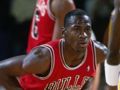NBA历史最佳三分球手的排行榜（探索NBA历史上三分球的精彩篇章，揭秘最佳射手的辉煌记录）