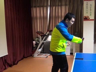 培养儿童反手乒乓球技巧的有效教学方法（通过科学训练提高儿童反手技术水平）