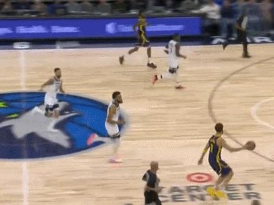 NBA历史最佳三分球手排行榜（揭秘三分球进攻的关键人物，库里的统治力不可撼动）