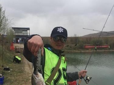 为什么渔场不让用路亚钓鱼（探讨渔场对路亚钓鱼限制的原因及影响）
