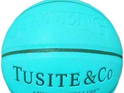 成人篮球训练防守的关键要求（提升篮球防守能力的15个重要方面）
