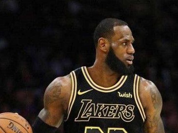 NBA排行榜（探索历史最高得分球员及他们的球队贡献）