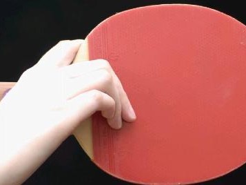 乒乓球抽球竖排教学（提高球技的关键技巧及训练方法）