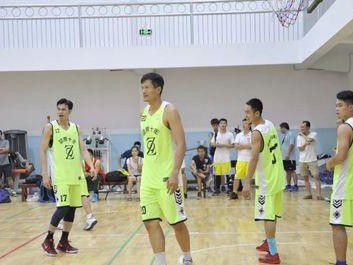 全场人盯人防守（凝聚团队力量，限制对手得分）