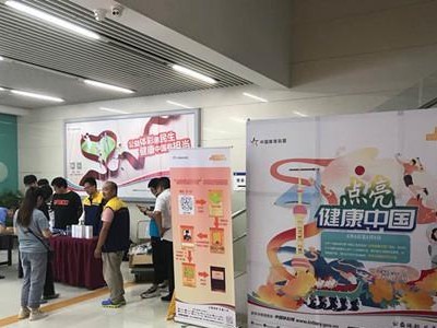 游泳健身的最佳资源技巧（掌握游泳技巧，享受完美健身之旅）