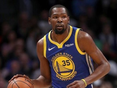 NBA球星的生涯薪水排行榜（探索NBA历史上球员薪水的巅峰与低谷，以及财富与成就之间的关系）
