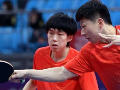 左手接球技巧，提升乒乓球比赛实力（左手接球要领，打造全方位选手）
