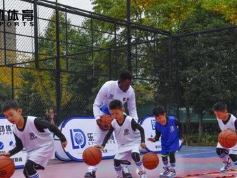 提高小孩子篮球防守能力的训练方法（如何解决小孩子篮球防守差的问题）