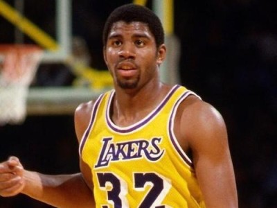 NBA历史名气排行榜（篮球宝座上的霸主，谁才是最伟大的球员？）