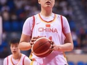 篮球防守女生的技术要求（挑战性技术训练和个人强化意识）
